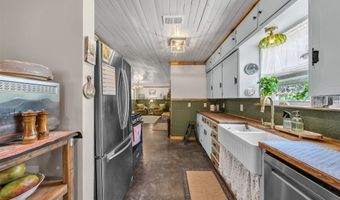 212 Circle Dr, Alvarado, TX 76009