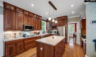 2 Crescent Lake Ct, Blythewood, SC 29016