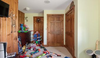 1565 Marvin Rd, Berkshire, VT 05450