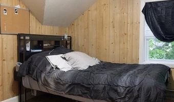 53 School St, East Providence, RI 02914