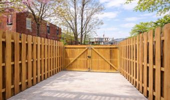 1610 E FEDERAL St, Baltimore, MD 21213