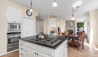 16015 SW NIGHTHAWK Dr, Beaverton, OR 97007