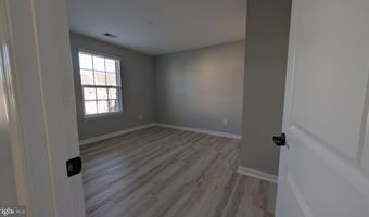 25501 EMERSON OAKS Dr, Aldie, VA 20105