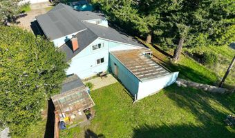 333 SPRUCE Dr, Brookings, OR 97415