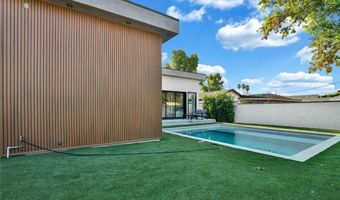 6010 Lasaine Ave, Encino, CA 91316