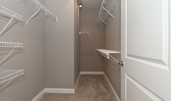9170 Hedley Way E, Avon, IN 46123