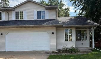 121 E MEADOW GROVE Blvd, Appleton, WI 54915