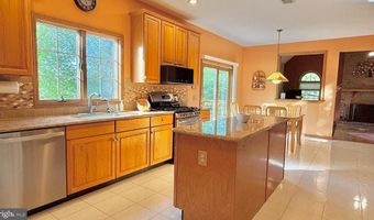 26 POLING FARM Ct, Belle Mead, NJ 08502