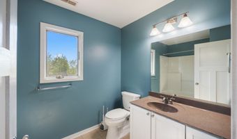 923 S 10th St, Adel, IA 50003