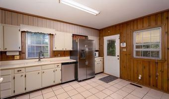 3202 Old Dawson Rd, Albany, GA 31707