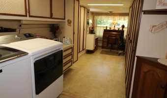 714 Edgewood Dr, Batesville, IN 47006