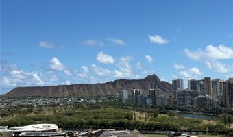 555 University Ave 1904, Honolulu, HI 96826