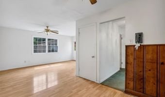 425 Bush Dr, Ballwin, MO 63021