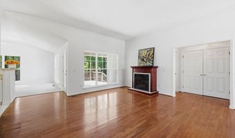 1219 Waterford Green Dr, Apex, NC 27502