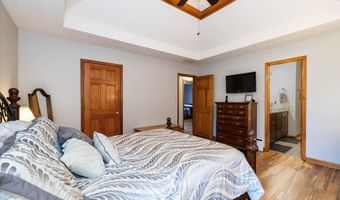 612 Shakespeare Dr, Avon, IN 46123