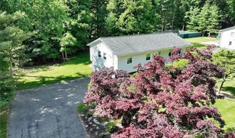 29 Thomsen Dr, Airmont, NY 10952
