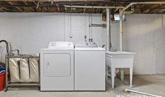 745 Adaway Ave SE, Ada, MI 49301