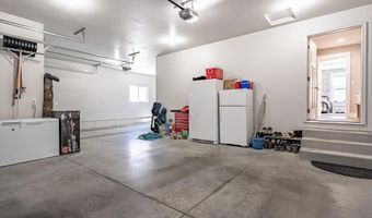 5089 Tree Valley Rd, Chubbuck, ID 83202