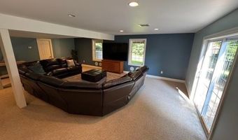 12 Rachel Way, Bedford, NH 03110