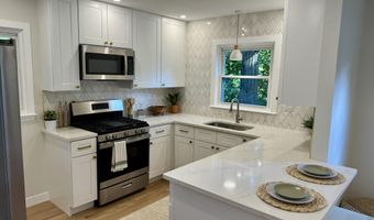 1496 Newport Rd, Ann Arbor, MI 48103