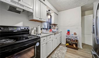 618 W 57th St, Ashtabula, OH 44004
