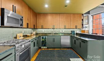 100 Coxe Ave 310, Asheville, NC 28801