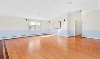 3 Aster Ln, Coventry, RI 02831