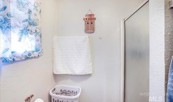 121 7th Ave S A & B, Buhl, ID 83316