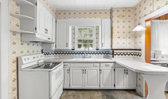 618 Oak St, Athens, TN 37303