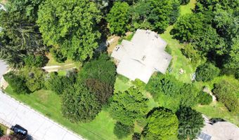 57 Beverly Rd W, Asheville, NC 28806