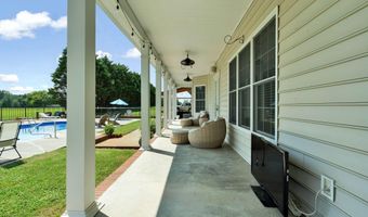 150 Hunters Way, Benton, TN 37307