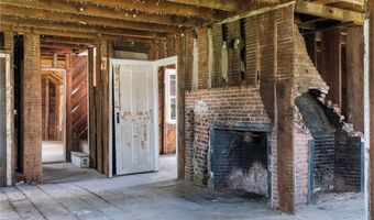 533 Scituate Ave, Cranston, RI 02921