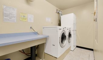 4141 N HENDERSON Rd 626, Arlington, VA 22203