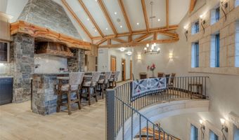 30 Bear Dance Vlg, Bigfork, MT 59911