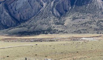 635 Road 8VC, Clark, WY 82435