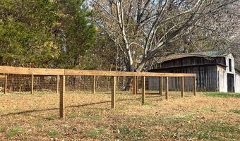 90 Dot Rd, Adairville, KY 42202