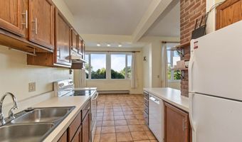 71 S Williams St 12B, Burlington, VT 05401