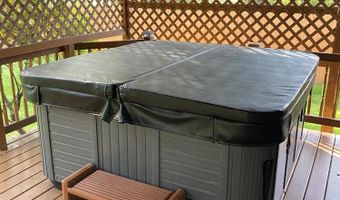 101 Island View Dr, Alpena, MI 49707