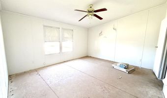 5103 Tierra Bonita Rd, Carlsbad, NM 88220