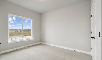 1301 Berkshire Ln, North Liberty, IA 52317