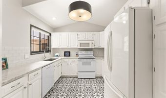 546 VIA FONTANA Dr 203, Altamonte Springs, FL 32714