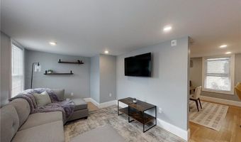 382 Spring St 2, Newport, RI 02840