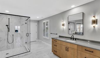 133 Woodford Dr, Adams Twp., PA 16033