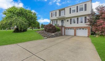 2017 S Trillium Dr, Aliquippa, PA 15001