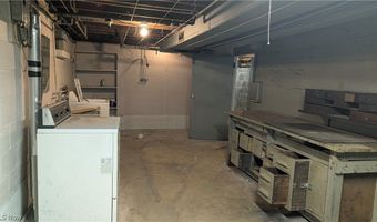 2921 Center Rd, Ashtabula, OH 44004