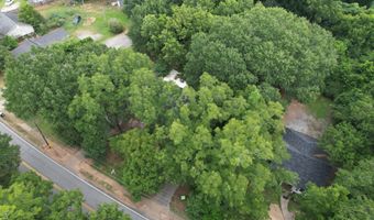 403 Atlanta St, Barnesville, GA 30204