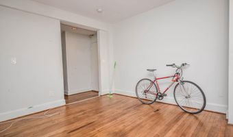 637 3RD St NE 101, Washington, DC 20002