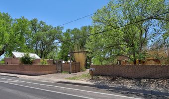545 Atrisco Dr NW, Albuquerque, NM 87105