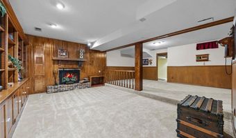 1724 Chatham Ave, Arden Hills, MN 55112