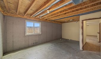 805 NW Reinhart Dr, Ankeny, IA 50023